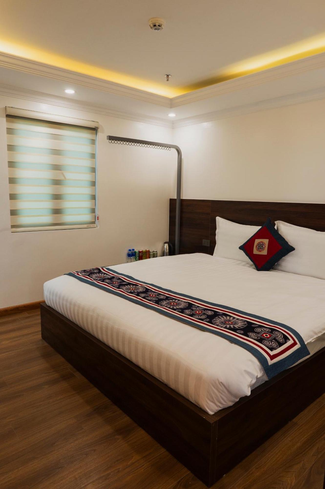 Anh Tu Hotel Sapa Exterior foto